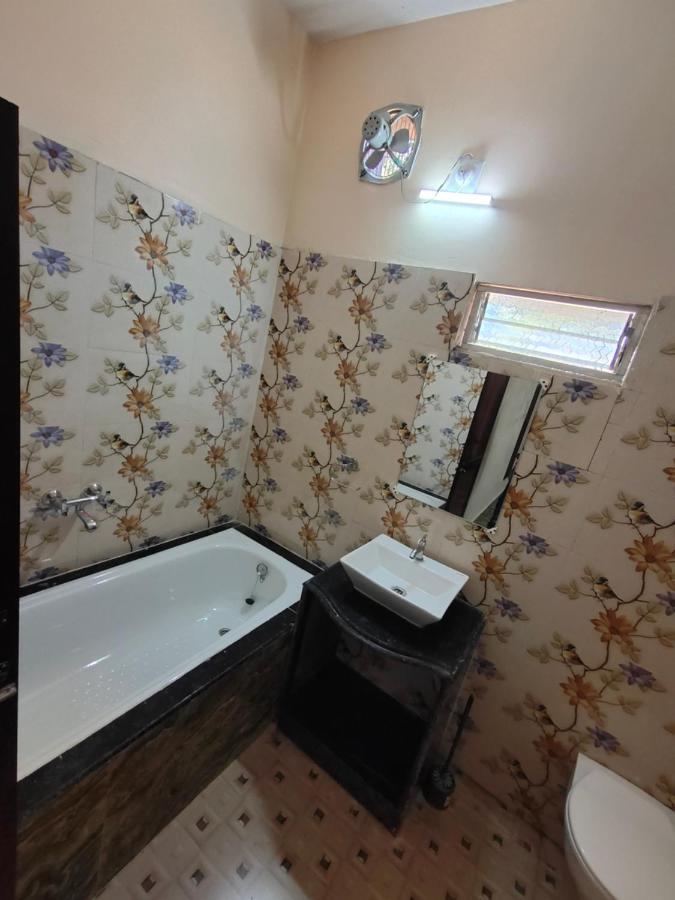 Green View Hotel & Resort Jhargram 외부 사진