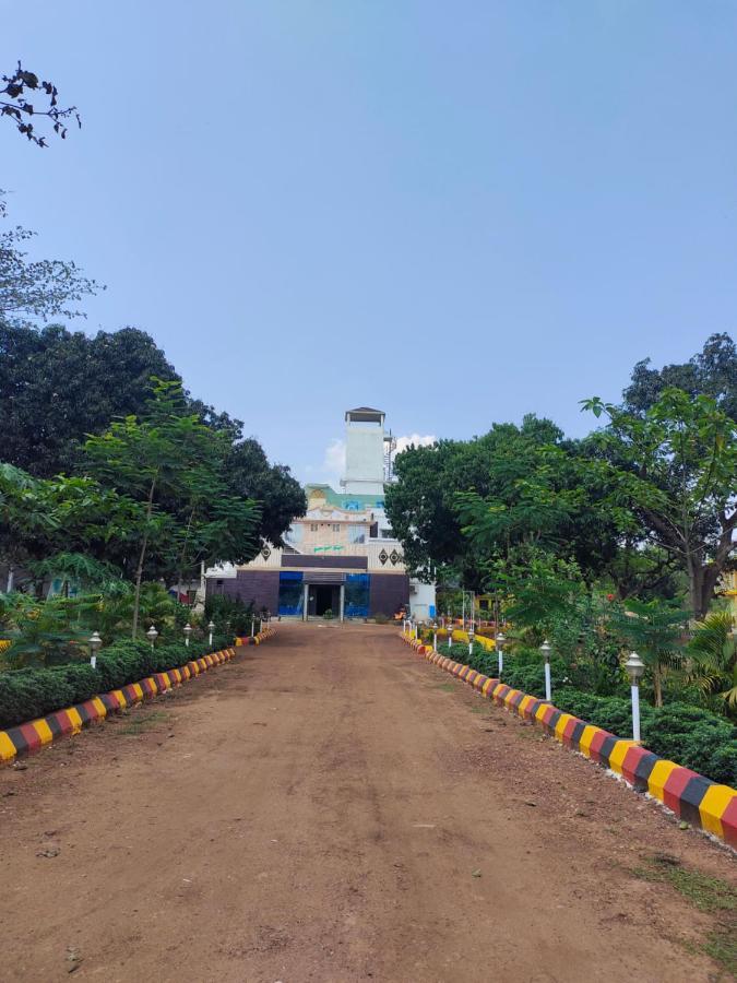 Green View Hotel & Resort Jhargram 외부 사진